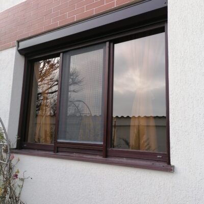 Rulouri exterioare Young City Residence(2) Rulouri exterioare Young City Residence(2)