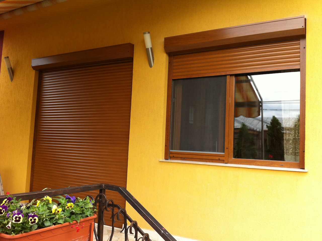 Rulouri exterioare pret